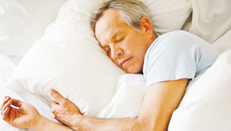 النائمون أقل من 6 ساعات يوميا يصابون بالجلطات الدماغية