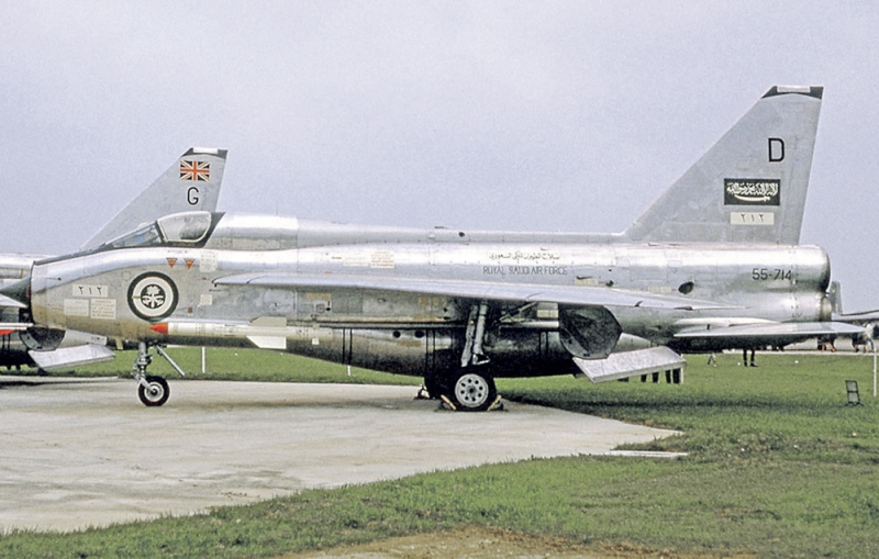  طائرة لايتنغ عام 1968
