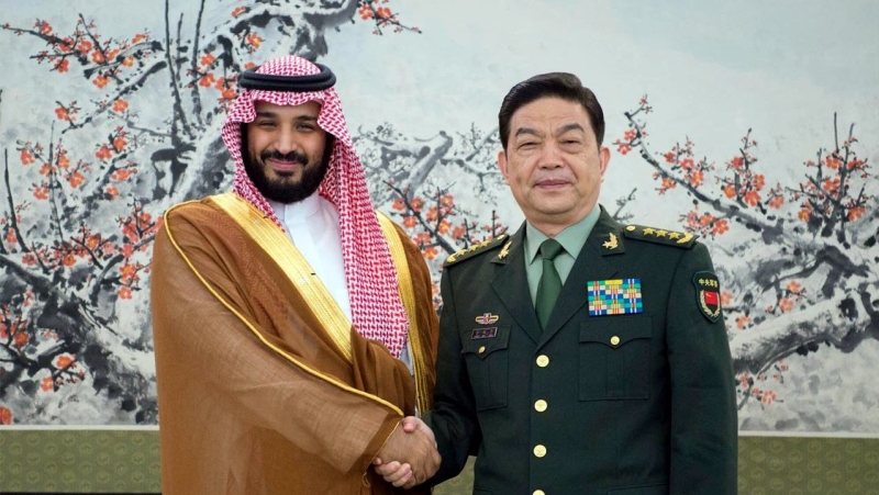 ولي ولي العهد يلتقي وزير الدفاع الصيني 