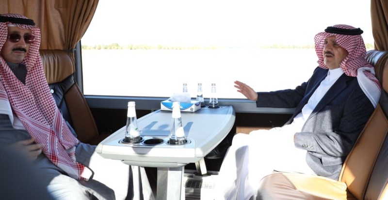 الأمير سعود بن نايف : ضرورة توفير كافة الخدمات لراحة مرتادي شاطئ العقير
