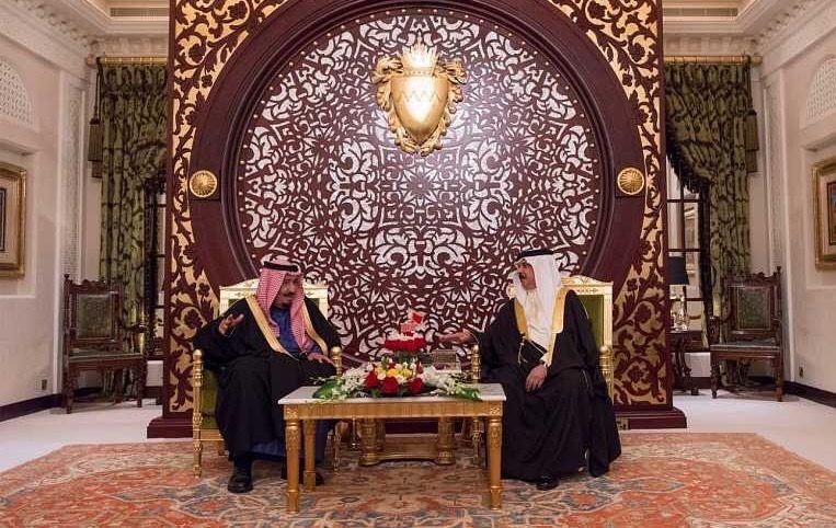 خادم الحرمين الشريفين وملك البحرين يعقدان جلسة مباحثات رسمية