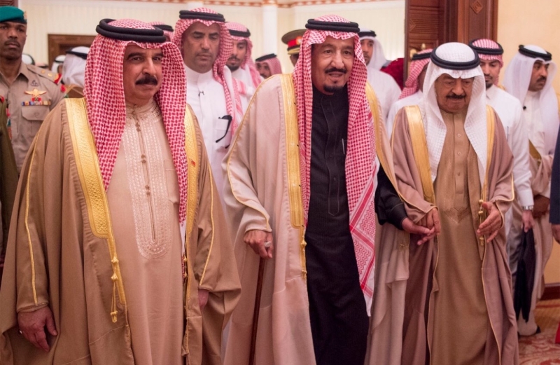 خادم الحرمين الشريفين يستقبل ملك البحرين ويشرف مأدبة الغداء التي أقامها رئيس الوزراء بمملكة البحرين