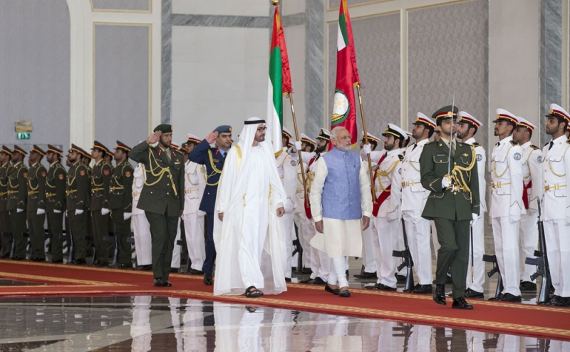 الإمارات والهند تبحثان مجالات التعاون وسبل دعمها وتطويرها
