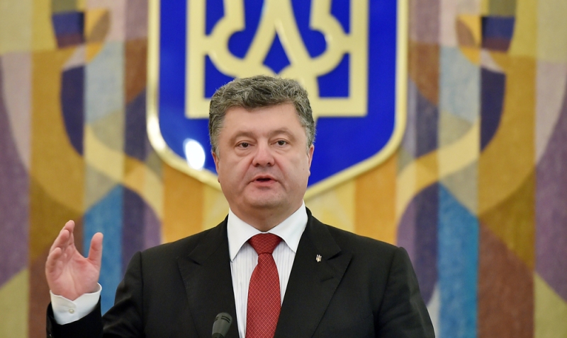 بيترو بوروشينكو في كلمة لأعضاء في البرلمانين الأوكراني والأوروبي (د ب أ)