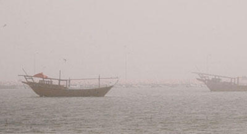 الغبار يؤجل إقلاع رحلتين بمطار الدمام وإيقاف 6 سفن بالميناء