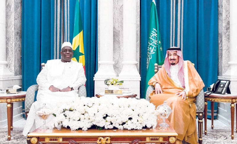 خادم الحرمين الشريفين خلال مباحثاته مع رئيس جمهورية السنغال 
