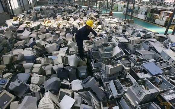 أمريكا والصين تتصدران إنتاج النفايات الإلكترونية عالميا
