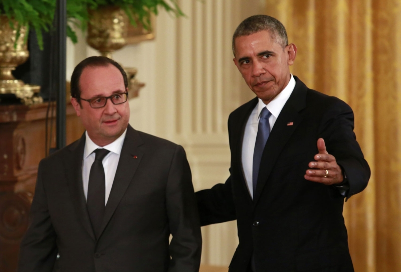 هولاند و أوباما يتفقان على تكثيف الضربات الجوية في سوريا والعراق
