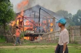 قوات ميانمار تحرق كل قرى مسلمي «الروهينجا»
