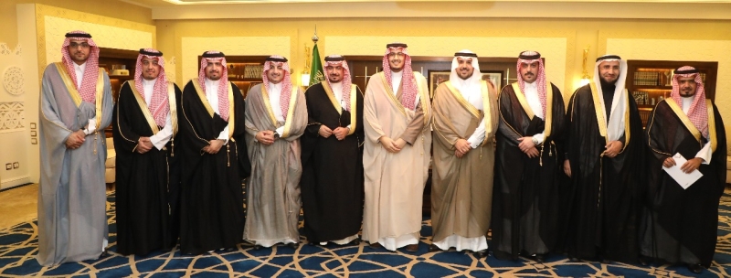 الأمير أحمد بن فهد ينوه بدعم واهتمام القيادة الرشيدة بالجمعيات الخيرية
