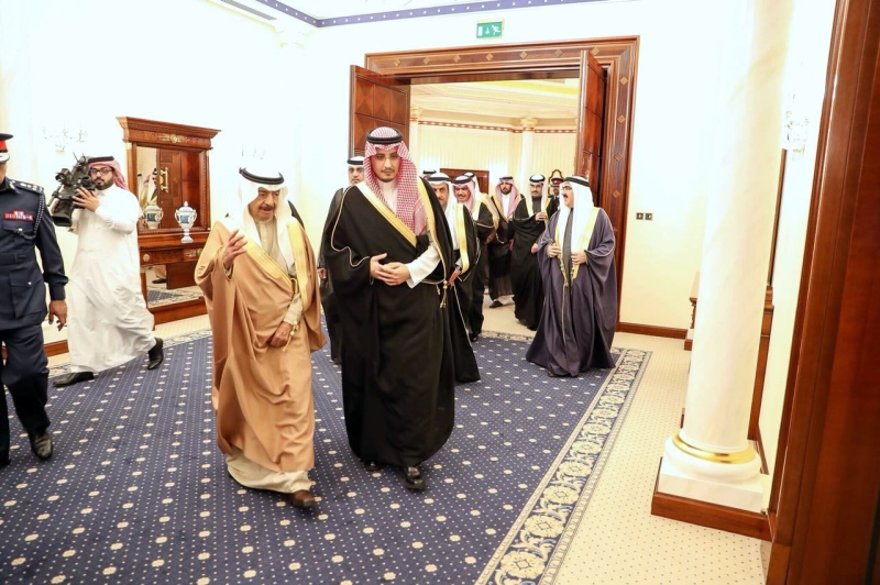 رئيس الوزراء بمملكة البحرين يستقبل نائب أمير المنطقة الشرقية

