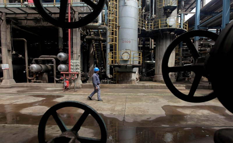 أسعار النفط ترتفع بدعم من احتمالات تمديد اتفاق خفض الإنتاج