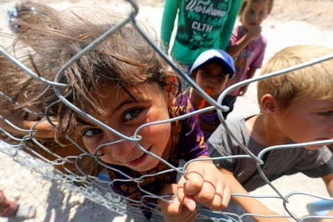 اليونيسف: أطفال الرقة ودير الزور في سوريا بحاجة إلى مساعدة عاجلة
