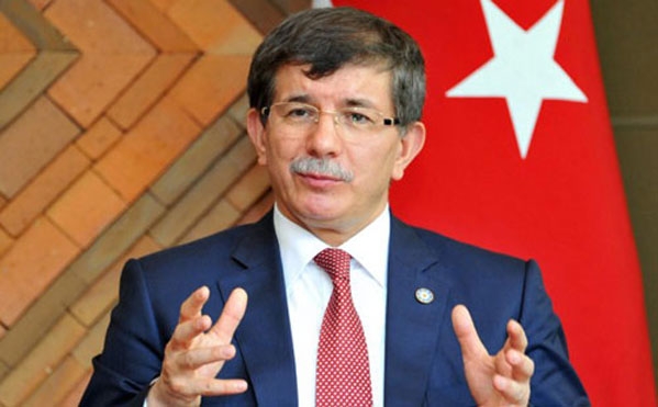 حكومة داود أوغلو تفوز بثقة البرلمان التركي
