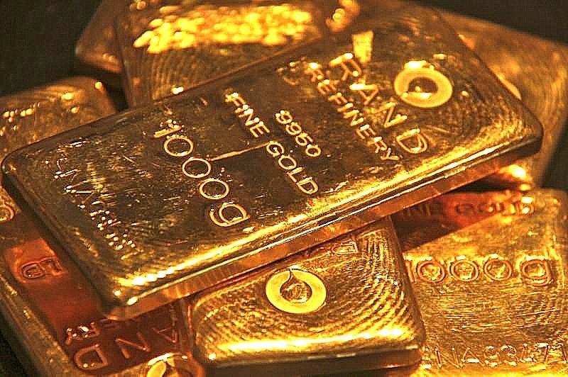 الذهب يقفز 1.2% مع تراجع الدولار

