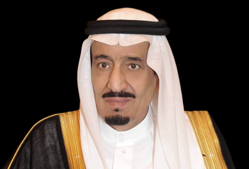 خادم الحرمين يتلقى اتصال عزاء من ملك البحرين