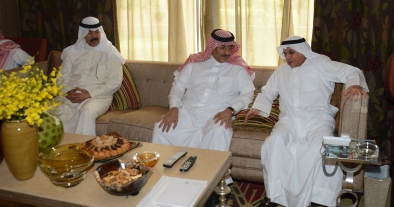  الأمير محمد بن نايف خلال الاستقبال أمس
