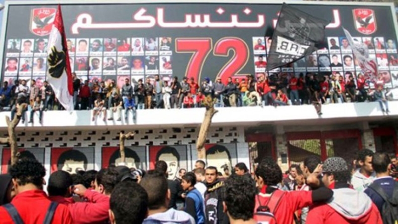 محكمة مصرية تحيل 11 متهماً بـ «مجزرة بورسعيد» للمفتي
