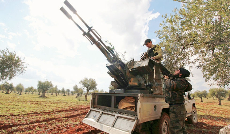 المعارضة السورية تواجه قوات النظام في معركة حلب