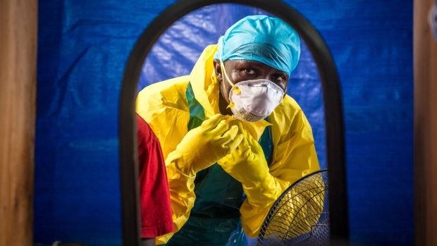  109 عامل صحي توفوا بسبب الإيبولا في سيراليون