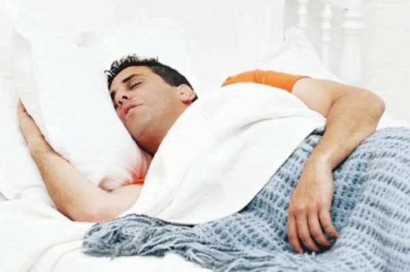 انقطاع التنفس خلال النوم يرفع الإصابة بالسرطان
