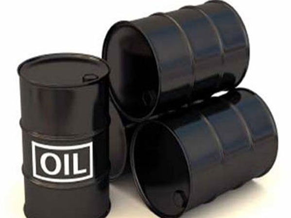 المساهمة النفطية في الناتج الخليجي تتراجع إلى 49 % خلال 2013