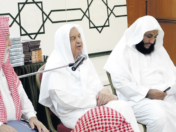 رئيس شؤون الحرمين يلتقي طلاب القرآن الكريم بالشرقية