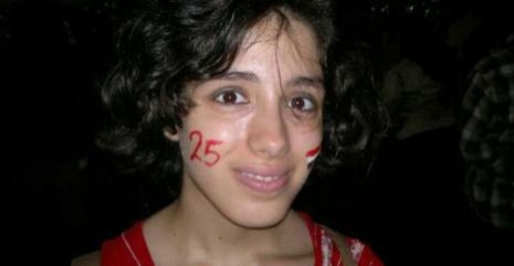 ناشطة في حركة 6 أبريل المصرية تنشر صورتها عارية لاستفزاز المجلس العسكري