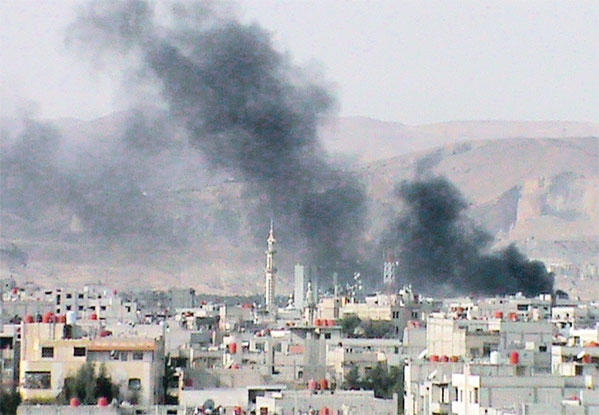 حريق في ريف دمشق عقب غارة جوية