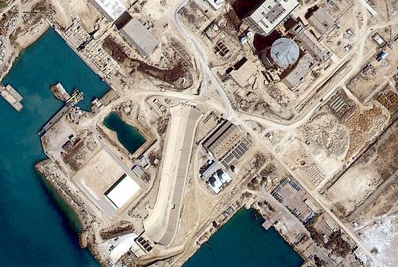 صور بالأقمار الصناعية لمحطة بوشهر النووية