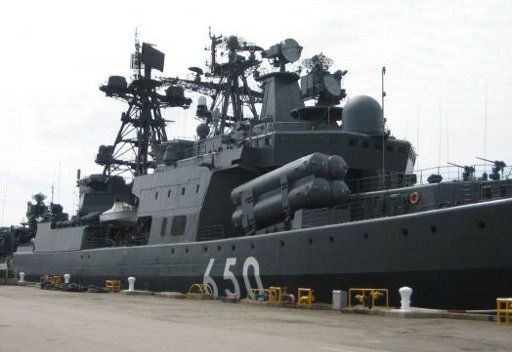 روسيا سترسل سفينتين حربيتين اضافيتين الى المتوسط