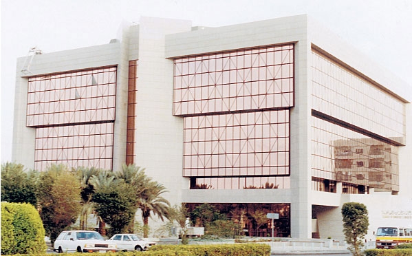 غرفة الرياض تدعو مشتركيها للاستفادة من خدماتها الإلكترونية