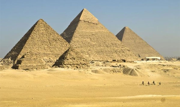 مصر : توقعات بعودة السياحة هذا العام إلى مستوياتها المعتادة