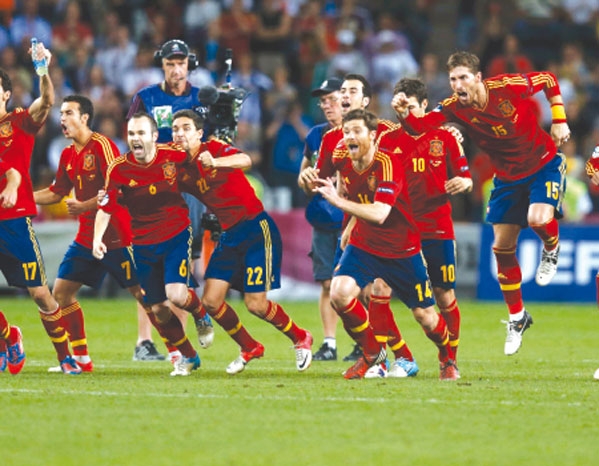 إسبانيا تزيح البرتغال وتتأهل لنهائي كأس أوروبا