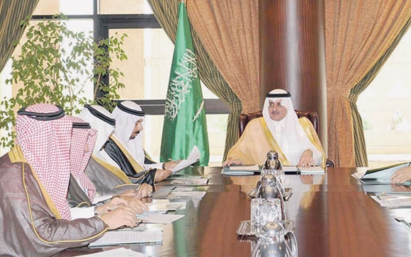 الأمير فهد بن سلطان يعلن عن المشروع (اليوم)
