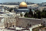 القدس بين مطرقة الانحياز الأمريكي وسندان التطويق الصهيوني