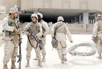 جنود المارينز في بغداد