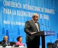  أياد علاوي يلقي كلمة العراق في مؤتمر الدول المانحة