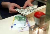  زيادة استخدام اليورو في الاسواق العالمية على حساب الدولار
