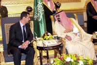 سمو ولي العهد والرئيس بشار الأسد أثناء جلسة المباحثات