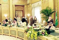  خادم الحرمين الشريفين يترأس جلسة مجلس الوزراء أمس