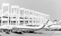 تطوير صالات مطار الملك عبدالعزيز الدولي	