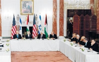 جلسة المفاوضات بين الفلسطينيين والاسرائيليين في واشنطن في سبتمبر الماضي