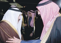  النائب الثاني يصل إلى الرياض بعد ترؤسه اجتماع وزراء الداخلية والعدل بالقاهرة 