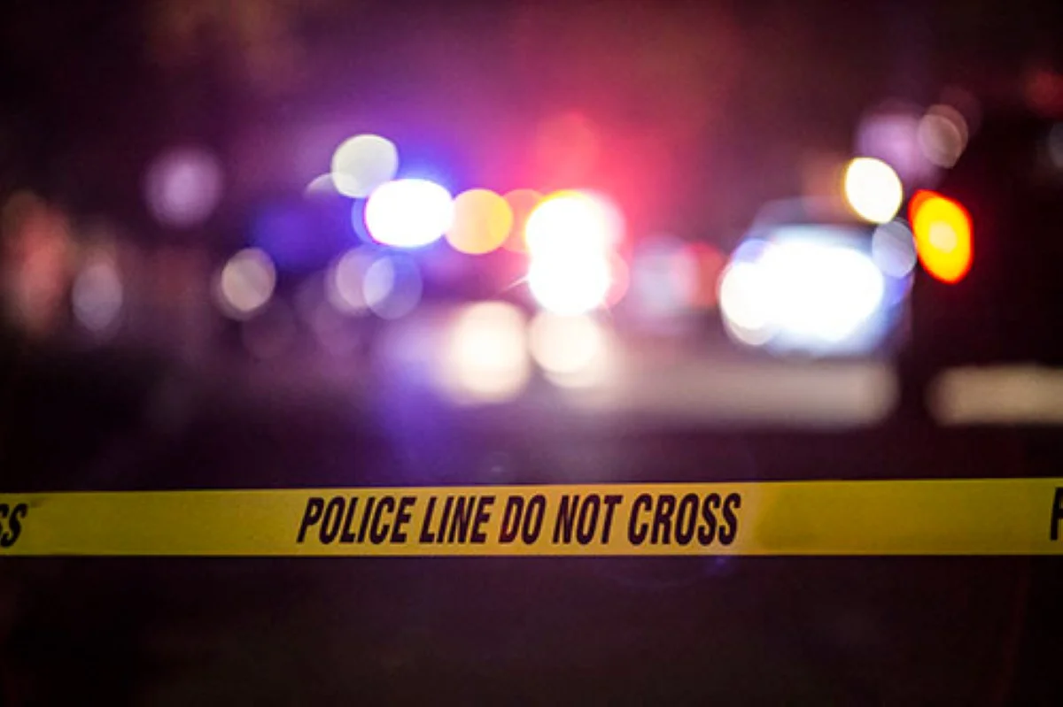 4 wounded at Brooklyn train station when officers shoot man wielding knife