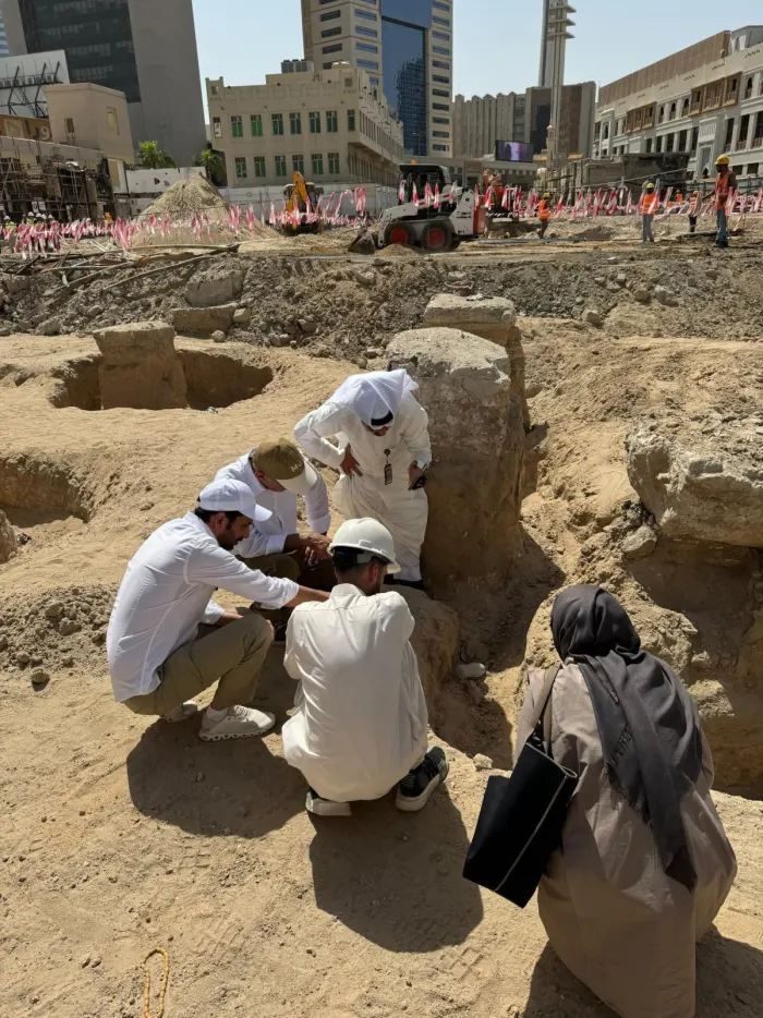 Historic columns in Mubarakiya Market draw NCCAL’s attention