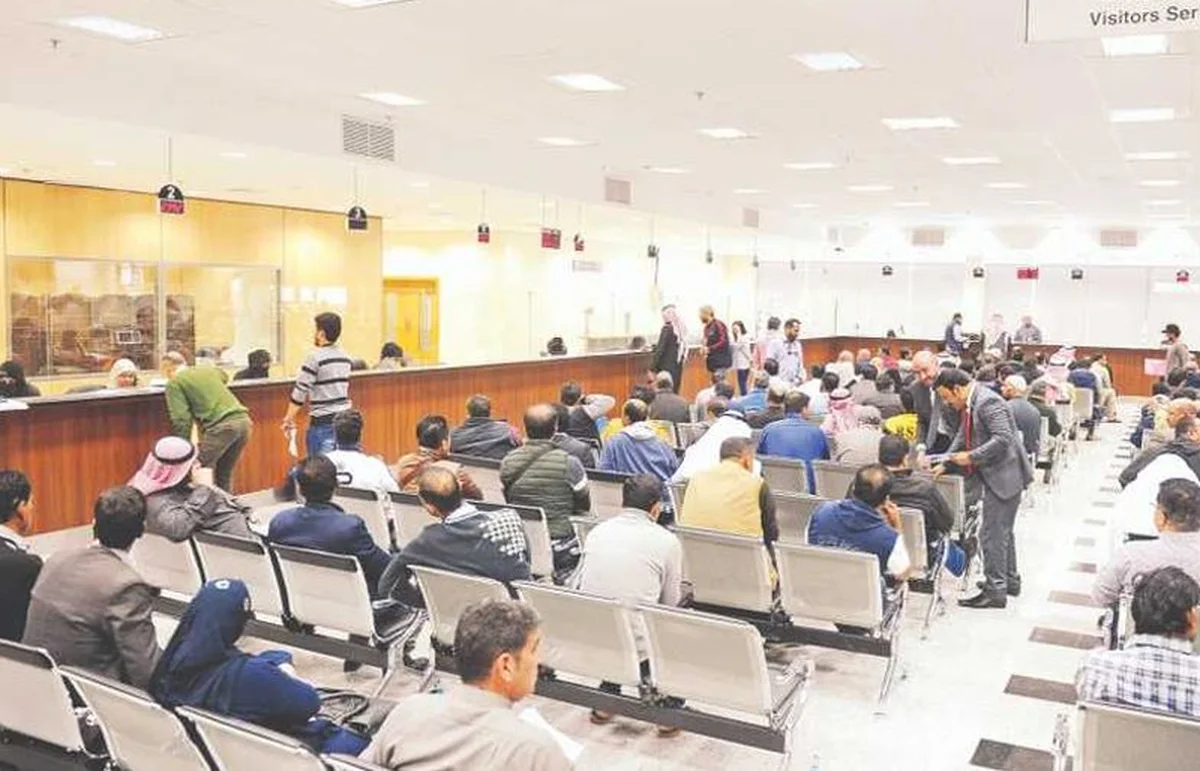 Non-degree expats over 60 allowed to transfer sectors