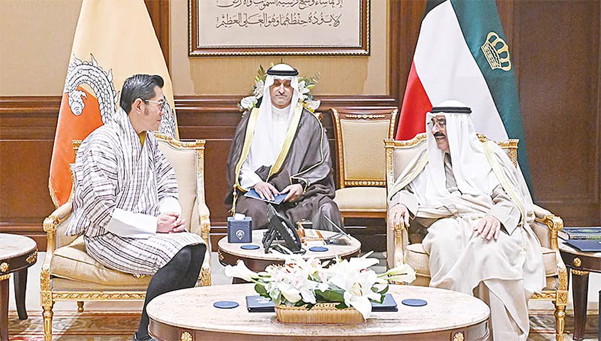 Kuwait Amir, Crown Prince welcomes Bhutan’s King at Bayan Palace