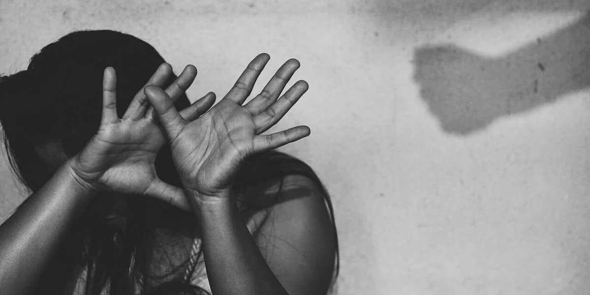 Expat Fined KD 30,000 for Torturing Maid, Sentenced to 3 Years in Jail and Deportation