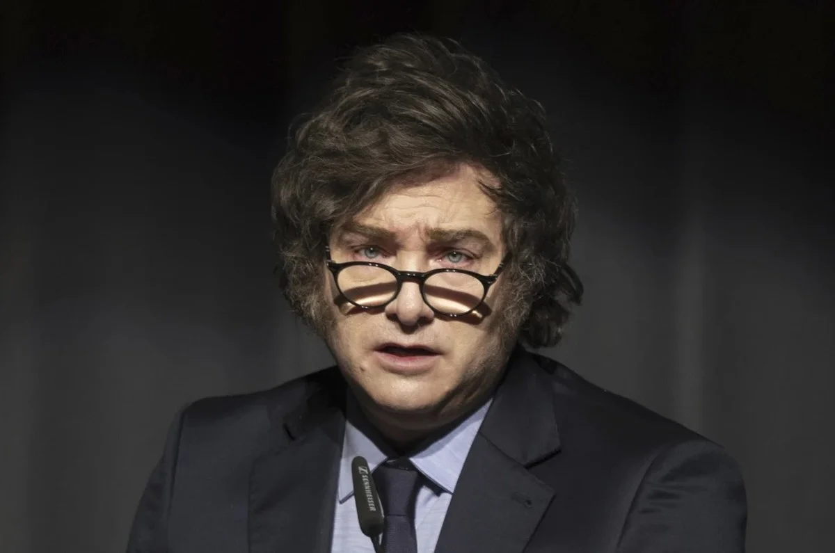 Argentine lawyers charge Milei with fraud over cryptocurrency promotion